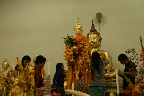 หลวงพ่อบ้านแหลม วัดบ้านแหลม สมุทรสาคร