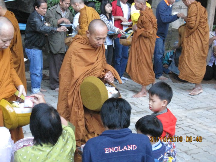 หลวงตาศิริ ที่วัดถ้ำผาแดง ขอนแก่น 