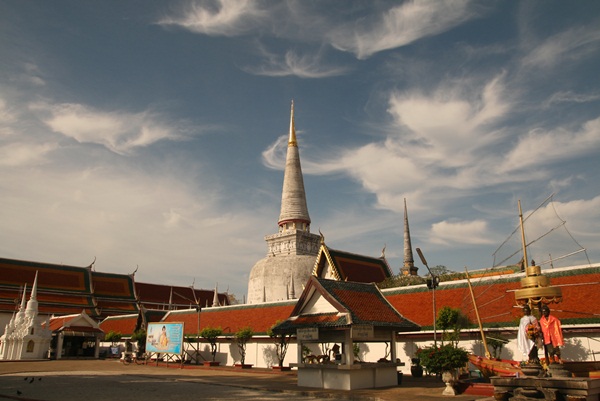 งานแห่ผ้าขึ้นพระธาตุ วัดพระมหาธาตุวรมหาวิหาร จ.นครศร