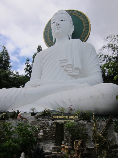 วัดพุทธอุทยานดอยอินทรีย์ เชียงราย