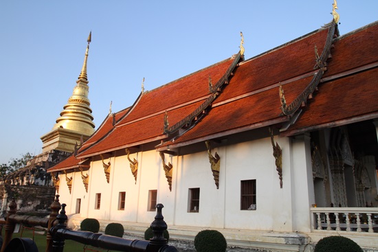 วัดพระธาตุช้างค้ำวรวิหาร อ.เวียง จ.น่าน
